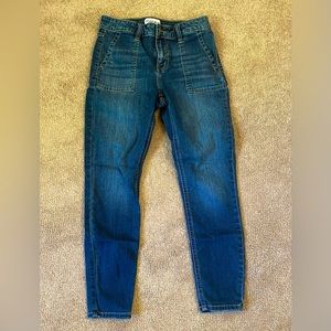 Women’s Studio Blue jeans size 27